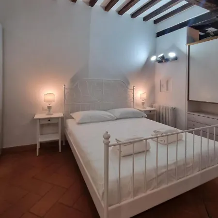 Borgo Allegri Apartment *