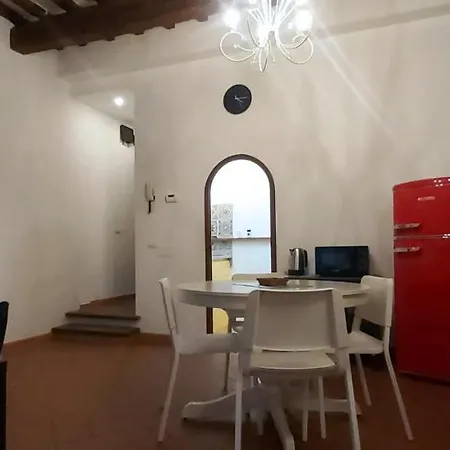 Apartment Borgo Allegri Florence