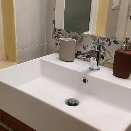 Apartment Borgo Allegri Florence