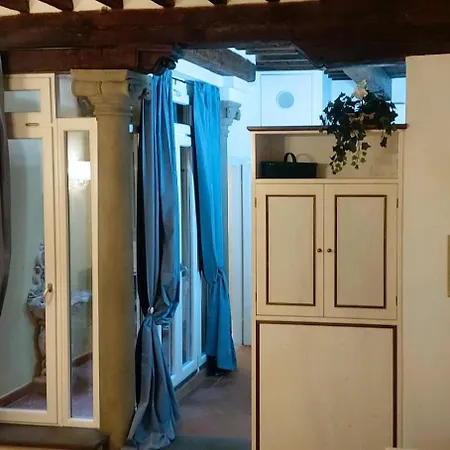 Borgo Allegri Apartment Florence